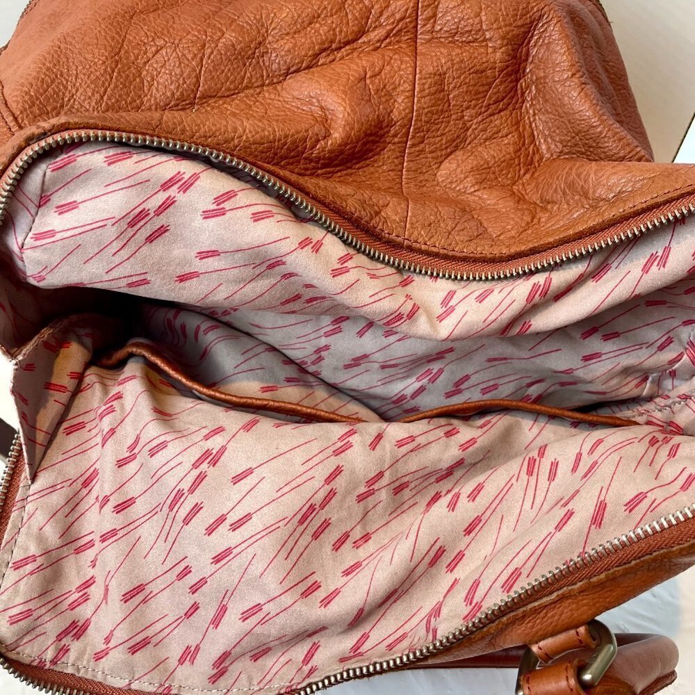 Liebeskind Berlin Large Leather Tote Bag - Picture 5 of 15